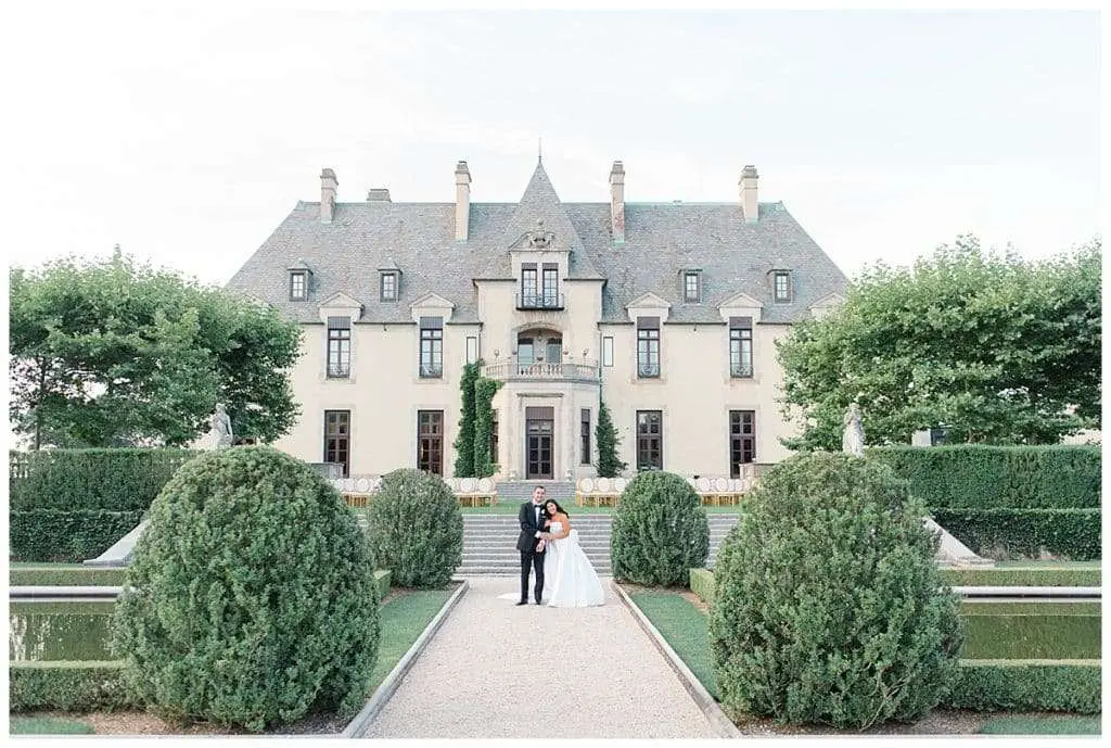 Wedding at Oheka Castle. Photography by Keri Calabrese