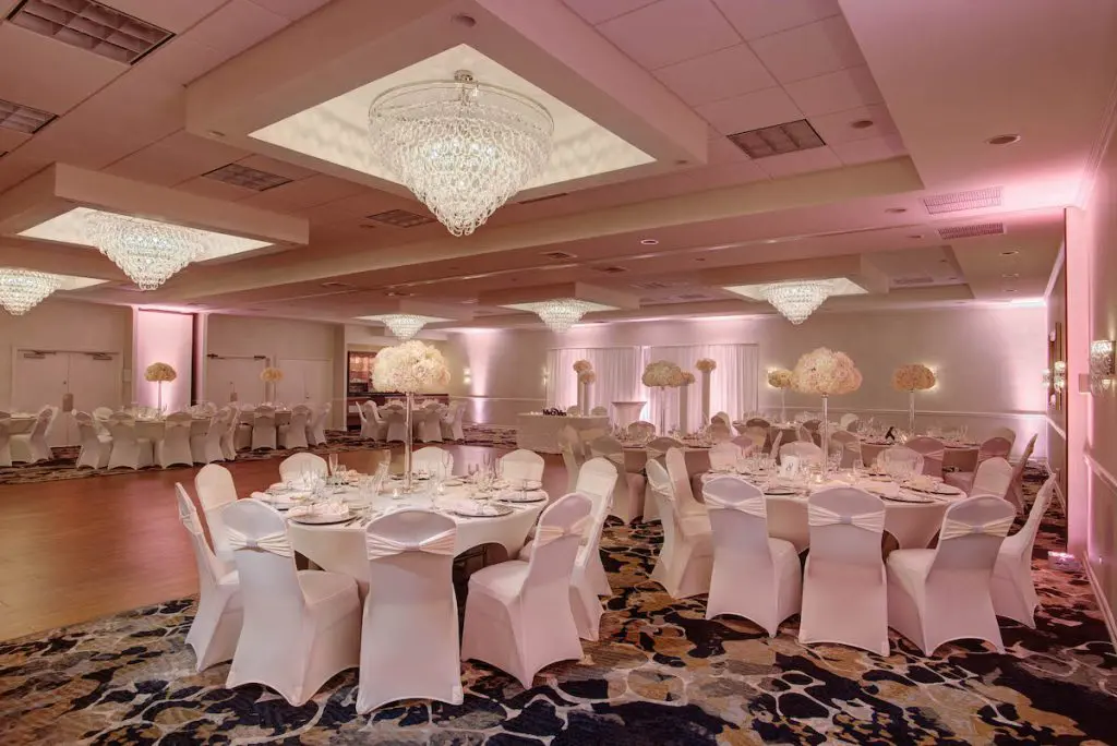 Atlantis Ballroom Days Hotel Toms River