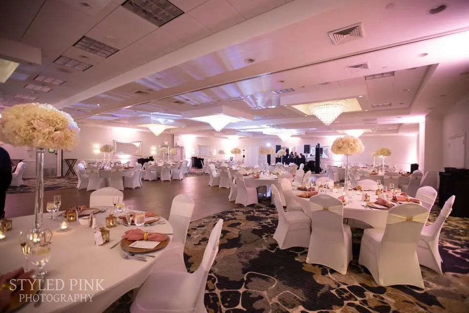 Atlantis Ballroom Days Hotel Toms River