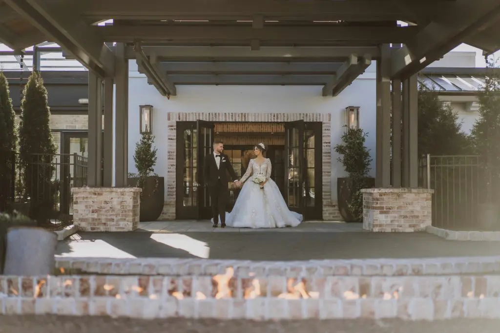 Bride and groom at Perona Farms, Andover, NJ