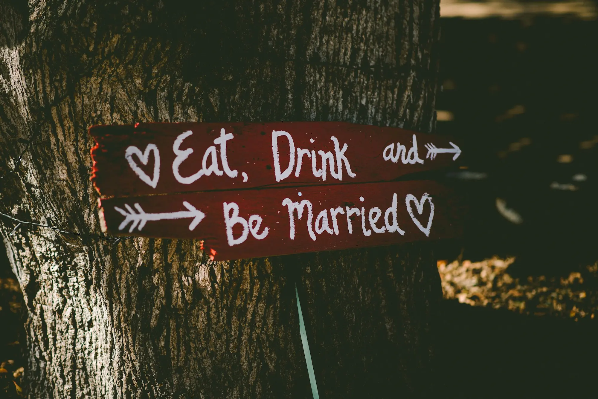 Avoiding wedding venue/vendor closures