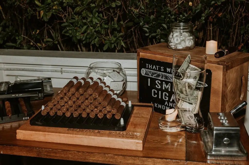 The Mobile Cigar Lounge at wedding reception