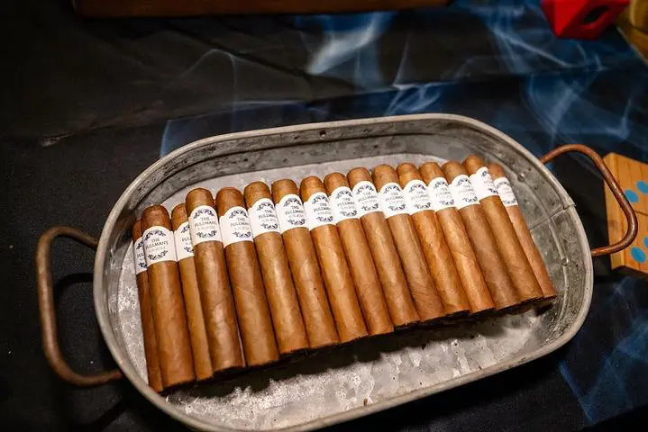 The Mobile Cigar Lounge at wedding reception