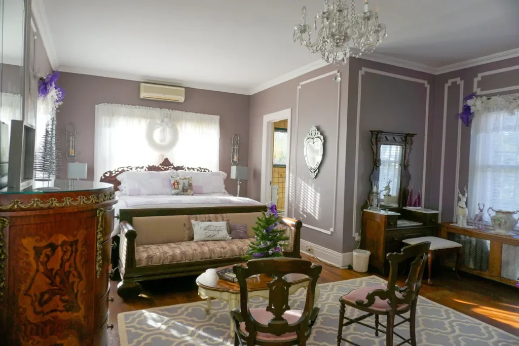Guest room at Mathis House in Toms River, NJ