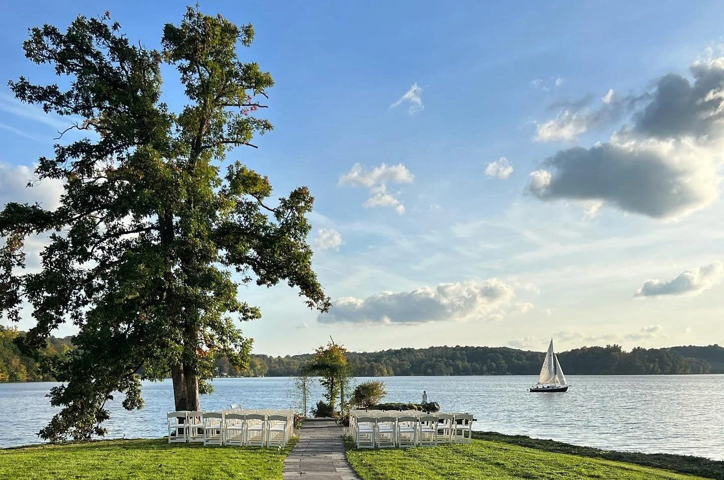 Waterfront wedding at North Shore House in Newton, NJ